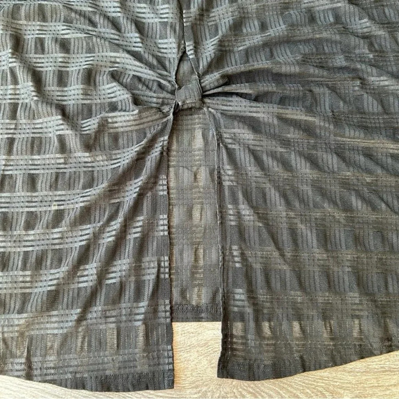 Mblm Sleeveless  Sheer Gingham Stretchy Top in Black - Picture 12 of 12